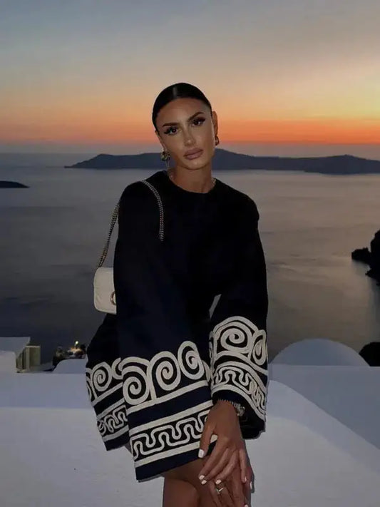 Casual High-Waisted Round Dress